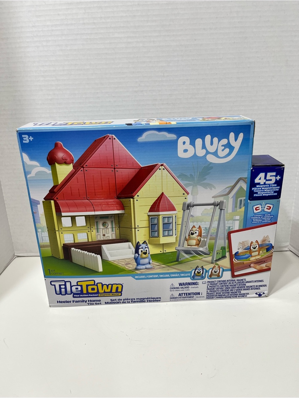 BLUEY Tile Town Heeler Family Home magnetic Tile set NWT